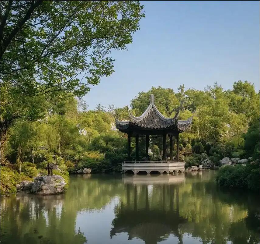 海南平蝶餐饮有限公司